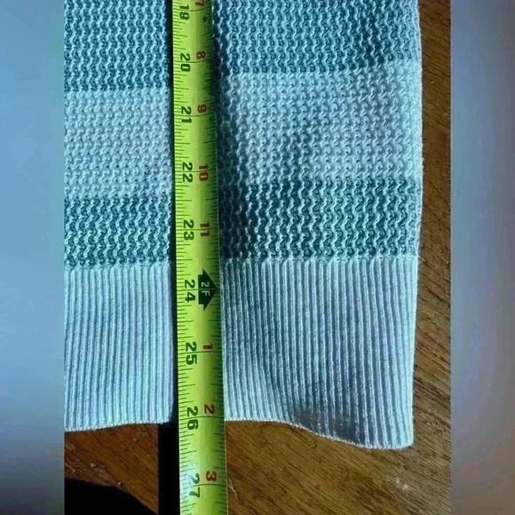 White and grey striped long pullover sweater by Market & Spruce size medium - Picture 12 of 13